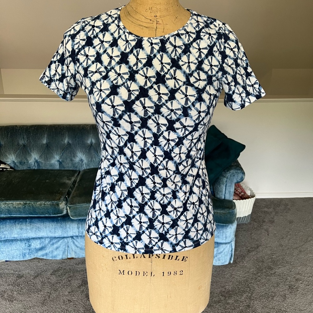 Talbots blue tie dye shell print T-shirt